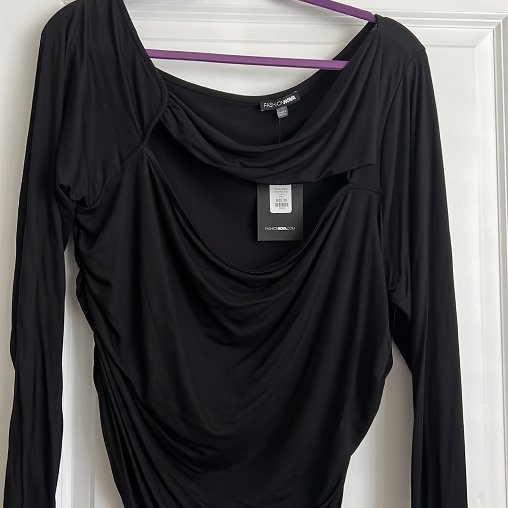 NWT FASHION NOVA TOP